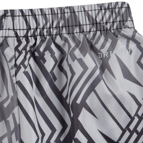 Nike Toddler Girl Dri-FIT Logo T-Shirt & Shorts Set 16H585-023 NEW with TAGS - Picture 5 of 5